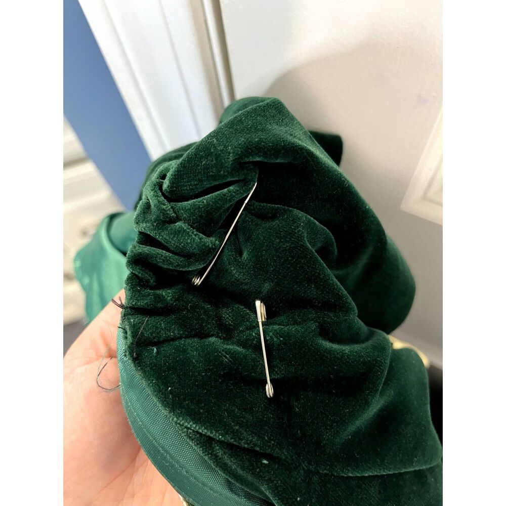 Vintage 1980s House of Bianci Green Velvet Off Shoulder A-Line Dress Size 12 - Picture 6 of 10